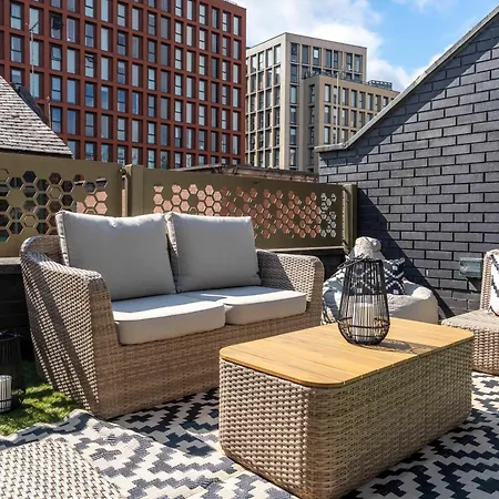 West Townhouse By Casacity-2